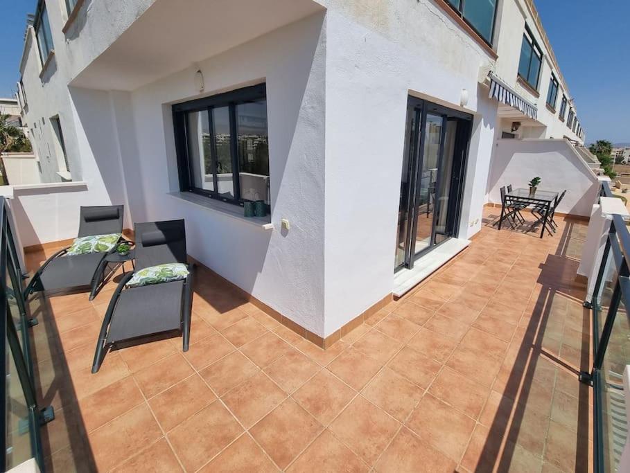Toyo Alcazaba Suites Gran Terraza Y Vistas, 2Hab, Piscina Y Garaje Retamar  Dış mekan fotoğraf
